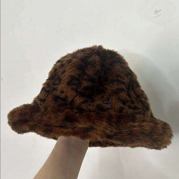 NWT Kangol Faux Fur Y2k Vibes Hat